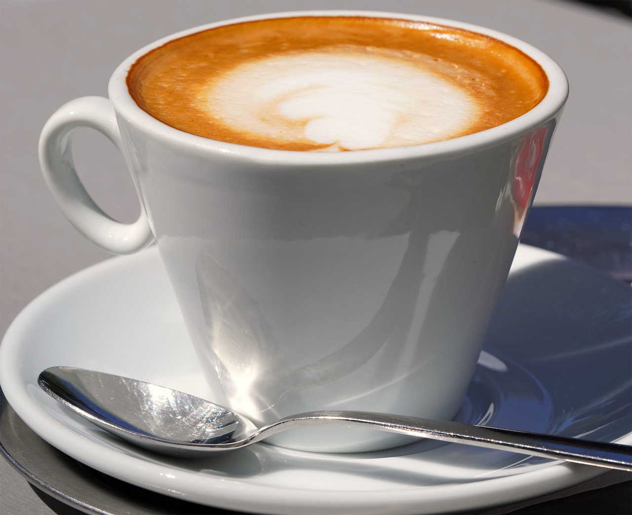 Coffee Cup Cappuccino Drink  - matthiasboeckel / Pixabay